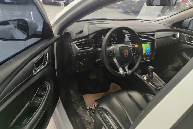 Used Roewe i5 2020 1.5L Automatic 4G Connect Luxury Flagship Edition
