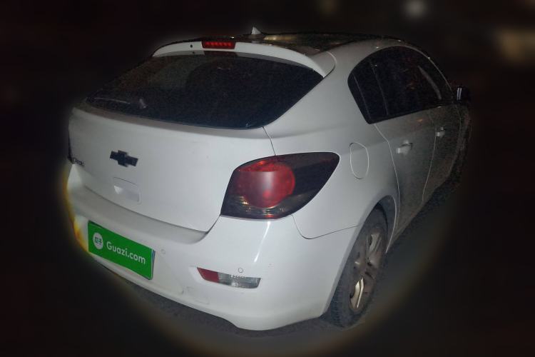 Used Chevrolet Cruze 2013 Hatchback 1.6L Manual Luxury Model
