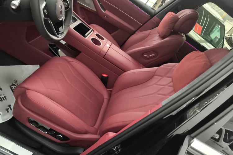 Used Hima AITO M8 2025 Extended-Range Max+ Version 53.4 kWh 6-Seater Edition Left Front Seat