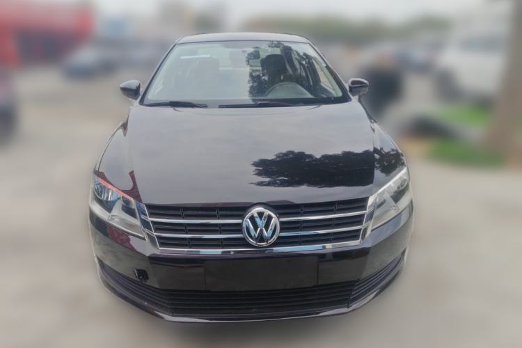 Used Volkswagen Lavida 2013 Revised Classic 1.6L Automatic Fashion Edition Front