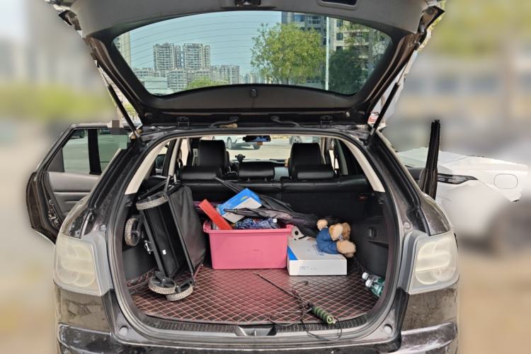 Used Mazda CX-7 2014 2.5L 2WD Luxury Edition Trunk