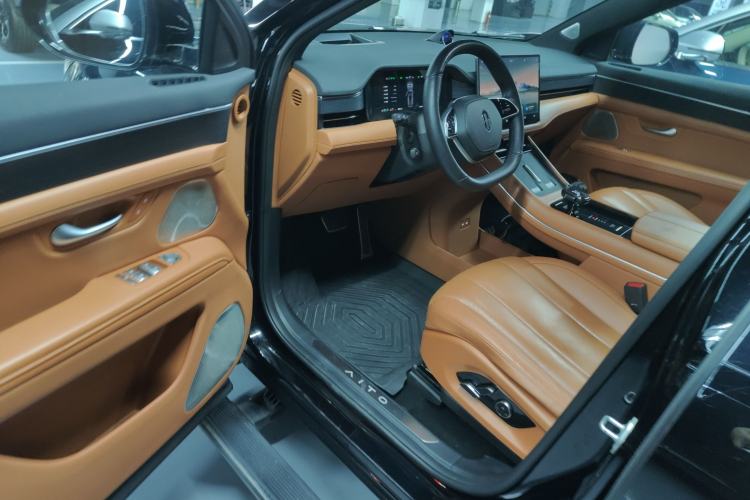 Used Hima AITO M7 2024 1.5T Intelligent Driving 4WD Pro Edition 6 Seats
