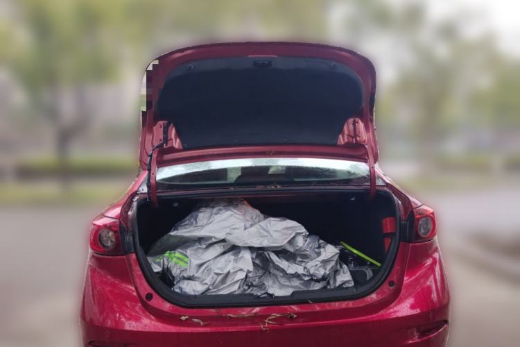 Used Mazda Mazda 3 Axela 2014 Sedan 1.5L Manual Comfort Model