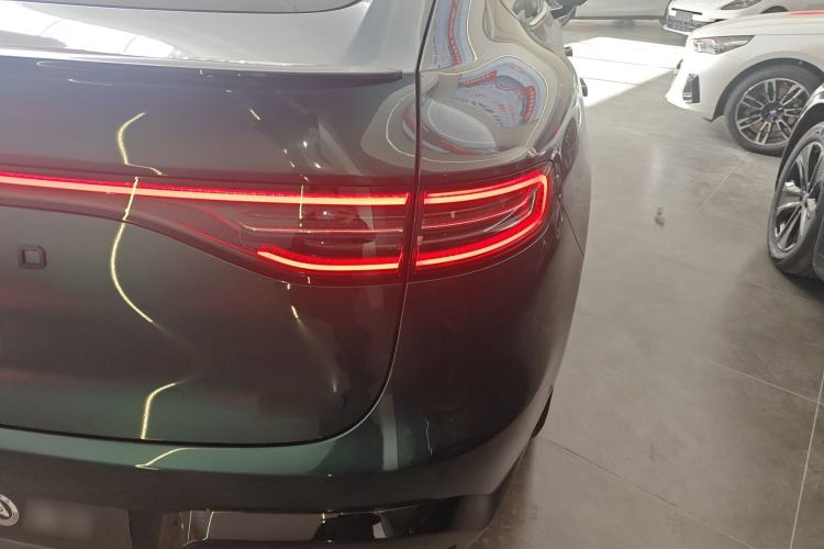 Used Hima Luxeed R7 2026 Model Pure Electric Max+