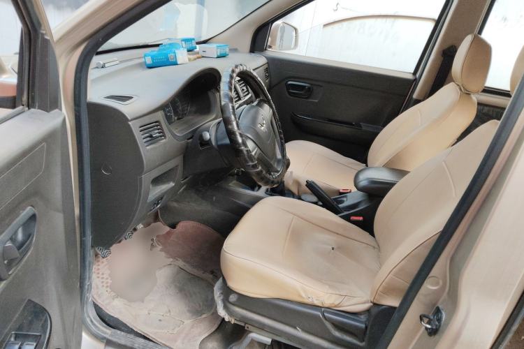 Used Wuling Rongguang V 2018 1.5L Standard Version