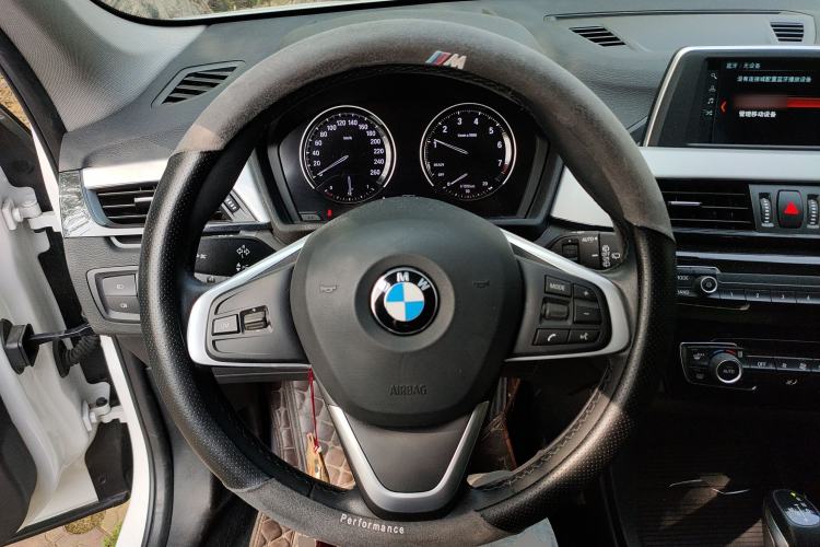 Used BMW X1 2019 sDrive20Li Leading Model
