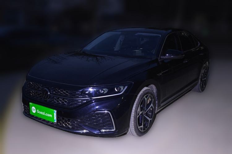 Used Volkswagen Passat 2023 Revised 330TSI Starry Elite Edition