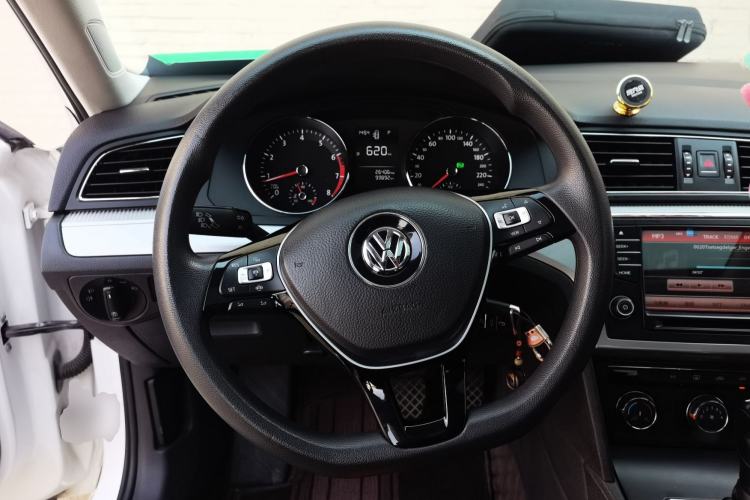 Used Volkswagen Lamando 2017 230TSI DSG Fashion Edition