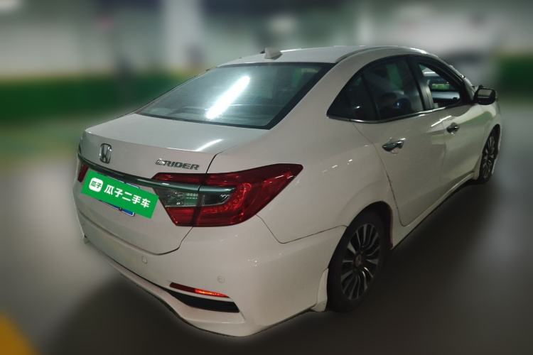 Used Honda Crider 2013 1.8L automatic luxury edition
