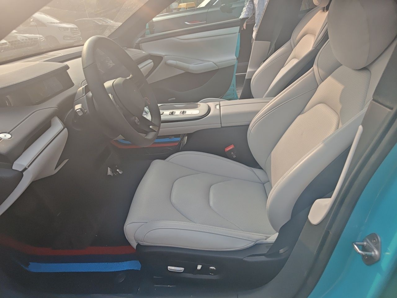 Xiaomi Auto SU7 2024 Rear-Drive Long-Range Intelligent Driving Version — снимка 15