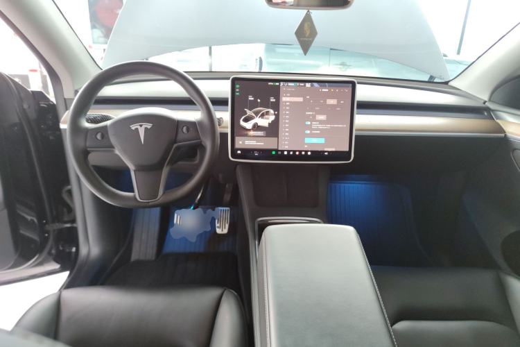 Used Tesla Model Y 2021 Standard Range Rear-Wheel Drive Version