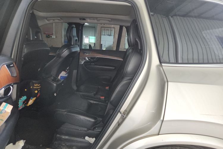 Used Volvo XC90 2018 T6 Prestige 7-Seater Interior 3