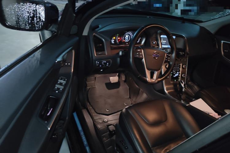 Used Volvo XC60 2014 Facelift T5 Zhiyi Edition
