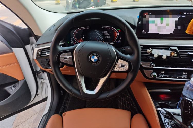 Used BMW 6 Series GT 2022 630i Luxury Design Package Steering Wheel