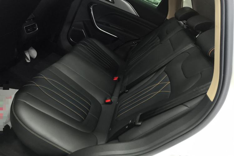 Used Bestune T77 2023 1.5T Automatic Luxury Model Left Rear Seat