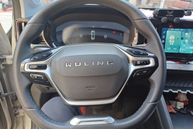 Used Wuling Xingyun 2023 2.0L DHT Flagship Edition