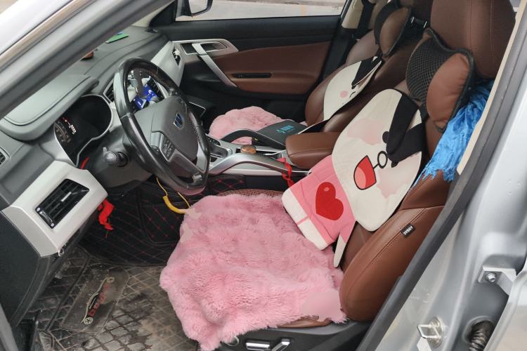 Used Geely Auto Emgrand X7 Sport 2018 1.8TD Automatic All-Wheel-Drive ZhiZun Model with 4G Connectivity