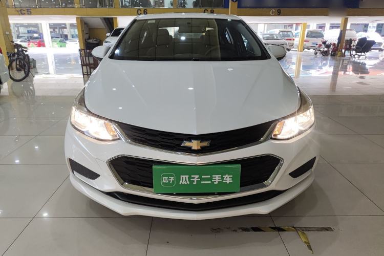 Used Chevrolet Cruze 2018 320 Automatic Pioneer Sunroof Edition Front