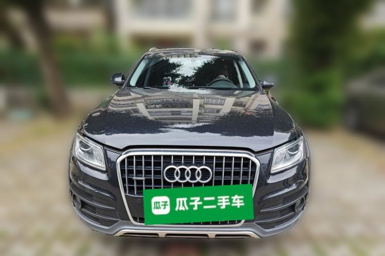 Used Audi Q5 2017 40 TFSI Comfort Model
