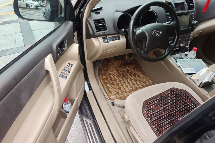 Used Toyota Highlander 2012 2.7L Two-Wheel Drive 7-Seater Elite Edition