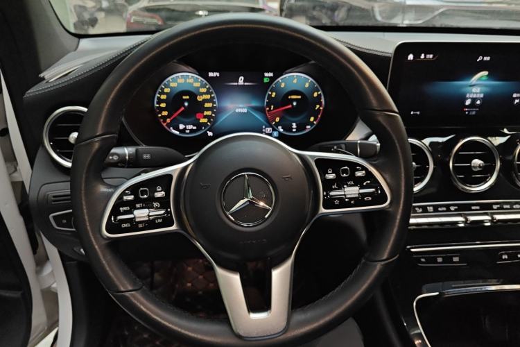 Used Mercedes-Benz GLC Coupe 2022 Refreshed GLC 260 4MATIC Coupe SUV Steering Wheel