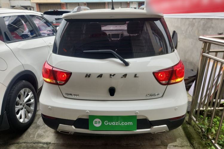 Used Haval H1 2017 Red-Label 1.5L AMT Luxury Model
