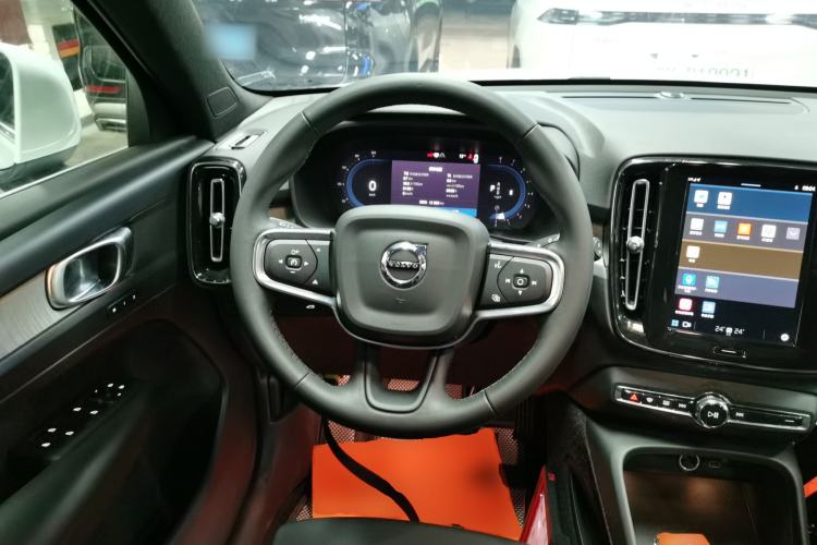 Used Volvo XC40 2024 B3 Zhiyuan Luxury Edition
