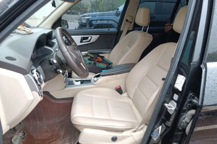 Used Mercedes-Benz GLK-Class 2013 Facelift GLK 300 4MATIC Fashion Edition Left Front Seat