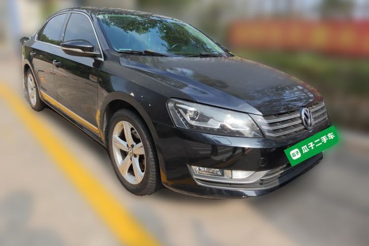 Used Volkswagen Passat 2013 1.8TSI DSG Prestige Edition Front Right 45 Deg