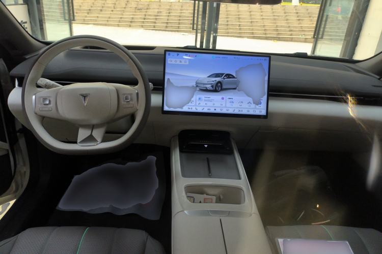 Used Deepal L07 2025 230Max Deep Blue Intelligent Driving AD PRO Range-Extended Version
