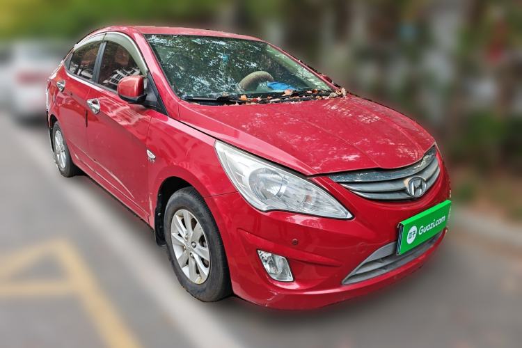Used Hyundai Verna (older generation) 2010 Sedan 1.4L Automatic Comfort Model GS Front Right 45 Deg