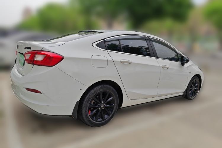 Used Chevrolet Cruze 2018 Redline 320 Automatic Pioneer Edition