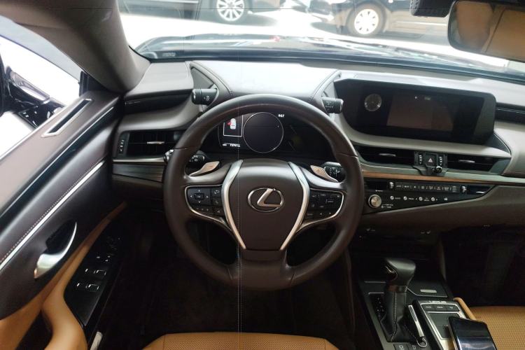 Used Lexus ES 2020 200 Excellence Edition Steering Wheel