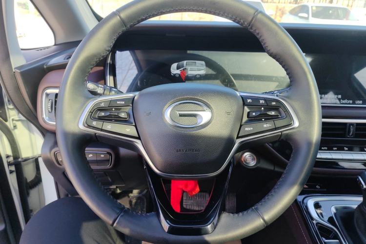 Used GAC Trumpchi M6 2023 PRO 270T DCT Luxury Edition Steering Wheel