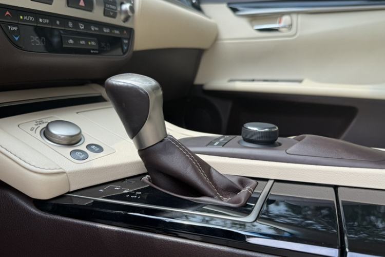 Used Lexus ES 2015 200 Elite Edition