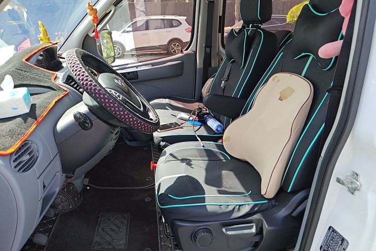 Used SAIC MAXUS Xintu V80 
