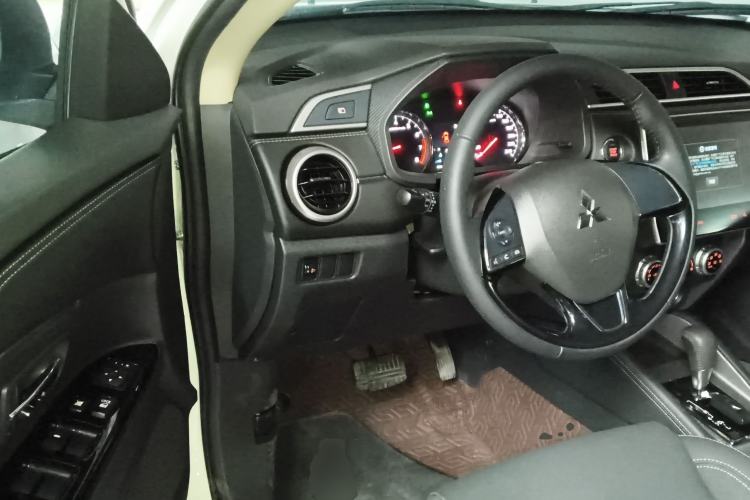 Used Mitsubishi ASX 2020 2.0L CVT Smart Edition
