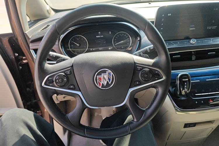 Used Buick GL8 2021 Land Cruiser Executive 652T Premium Model
