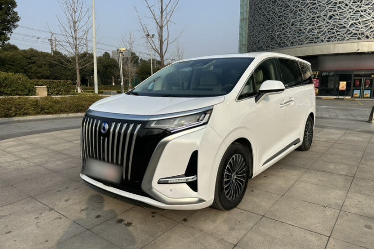 Used Denza D9 2022 EV 600 Four-Wheel Drive Prestige Model