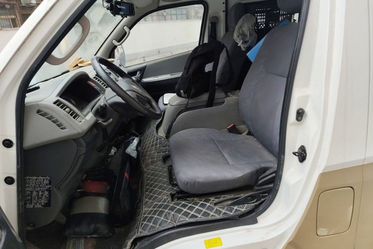 Used Foton Scenic G9 2017 2.4L Gasoline Commercial Version Long Wheelbase 6-Seater 4G69
