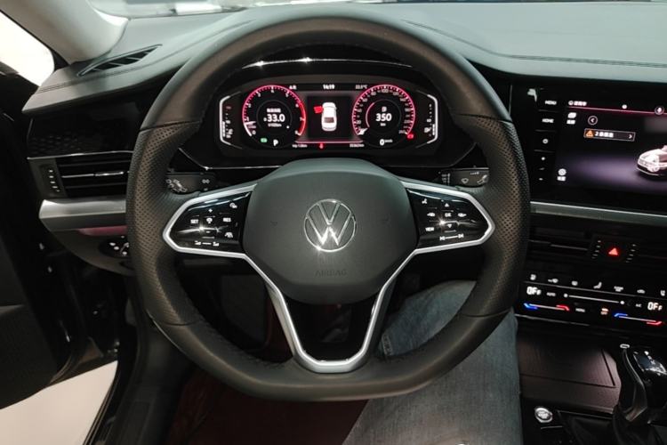 Used Volkswagen Passat 2022 330TSI Starry Luxury Edition
