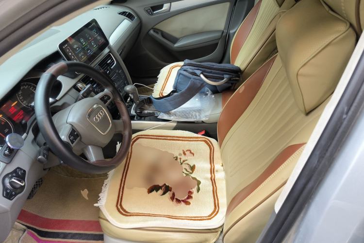 Used Audi A4L 2012 2.0 TFSI automatic standard version