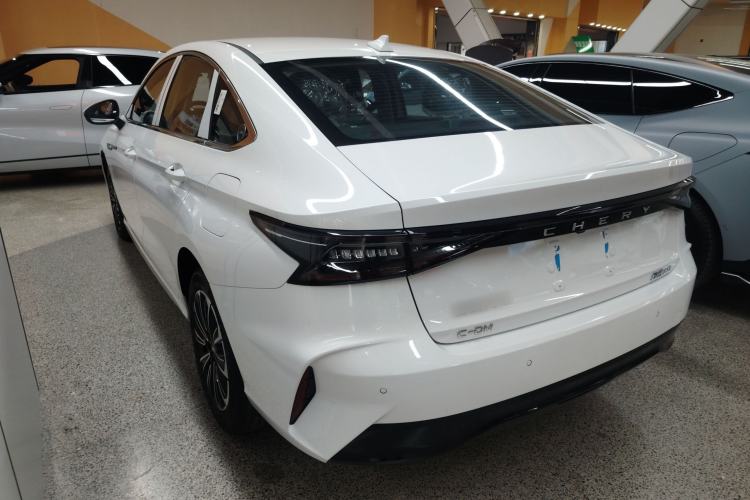 Used Chery Fengyun A8 2024 127 ZHU FENG Version