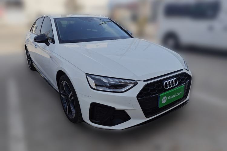 Used Audi A4L 2022 40 TFSI Luxury Dynamic Model
