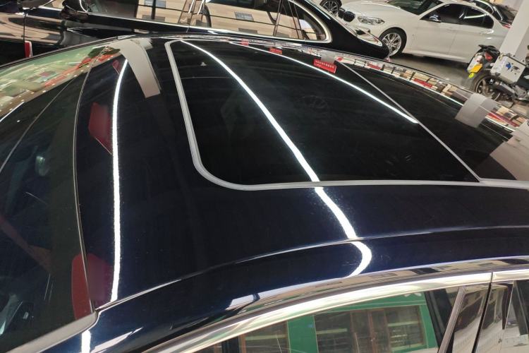 Used Hongqi H5 2024 1.5T DCT Smart Connect Flagship Edition Roof