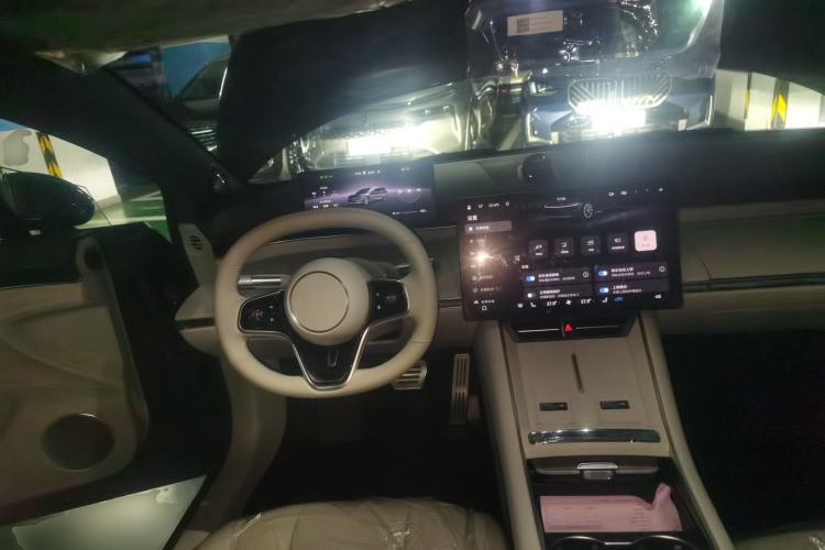 Used Hima Luxeed S7 2024 Pro Model