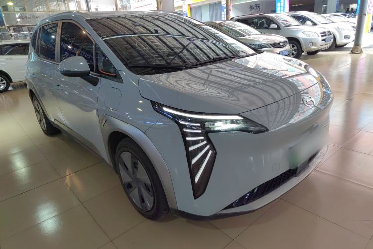 Used AION Y 2024 Younger