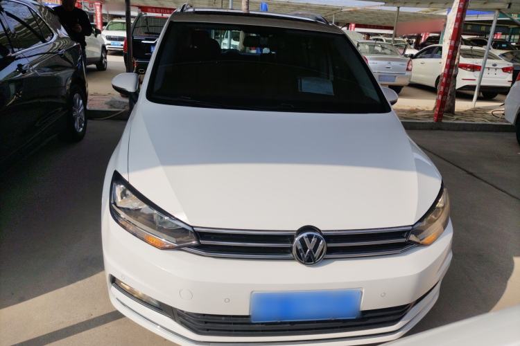 Used Volkswagen Touran 2018 Volkswagen Touran L 280TSI DSG Comfort Edition 7 Seats China VI Standard Front