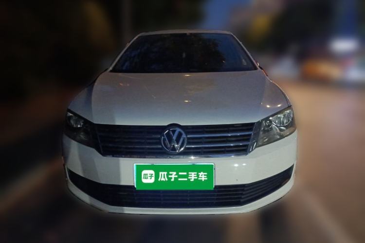 Used Volkswagen Gran Lavida 2013 1.6L Automatic Fashion Model
