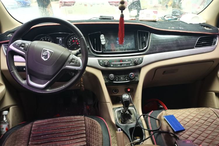 Used Baojun 730 2016 1.5L Manual Luxury Edition 7 Seats
